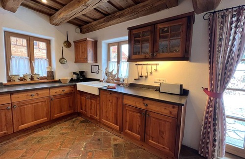 Sankt Martin House | Cosy apartment in villa for 6 guests with WIFI, TV, terrace, pets allowed and panoramic view