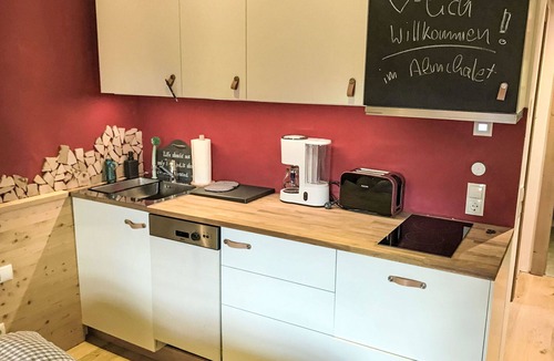 Distelberg Apartment | Cosy apartment for 7 guests with WIFI, TV, balcony and pets allowed