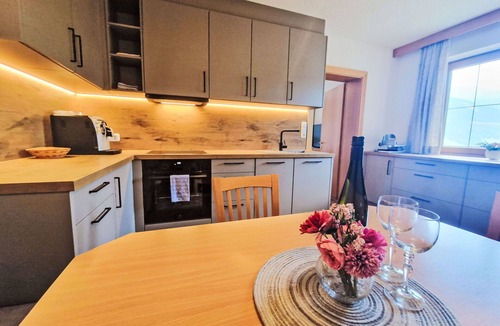 Stummerberg Apartment | Cosy apartment for 2 people with WIFI, TV and terrace