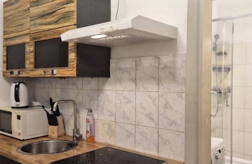 Hundsturm Apartment | Cozy 1BR Apt with Living Room & Garden