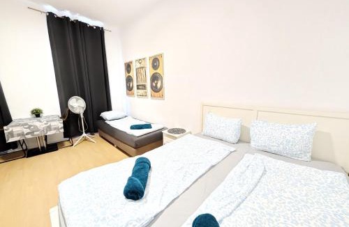 Neulerchenfeld House | Cozy Rooms next to Lugner City GB4
