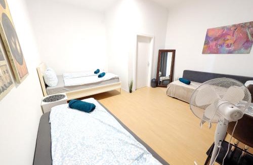 Neulerchenfeld House | Cozy Rooms next to Lugner City GB4