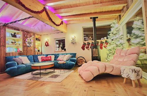 Medraz Apartment | Das Mountain Getaway - Luxury Penthouse Stubai Super Card