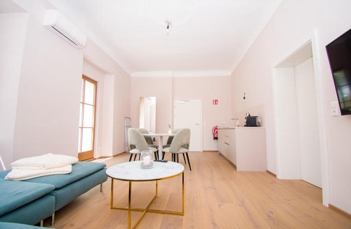 Feldbach Apartment | Das Torhaus