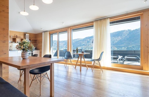Annenheim Apartment | Designer apartment - Atelier Ronacher