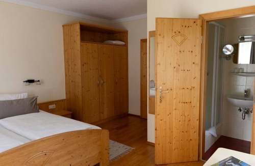 Seeboden House | Doppelzimmer mit Balkon Haus Frühauf - Mörtbauerhof und Haus Frühauf