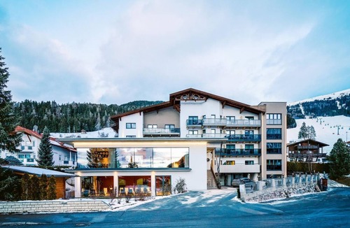 Jerzens House | Double family room AI - Hotel Venetblick GmbH