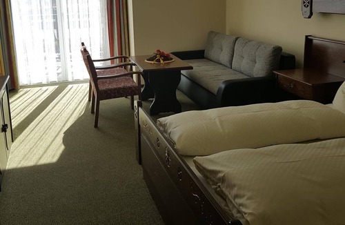 Oberdrauburg House | Double room, shower or bath, toilet, balcony - Gasthof-Restaurant Pontiller