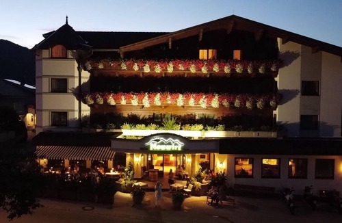 Brandenberg House | Double Room with Swiss Stone Pine, Short Stay - Hotel Neuwirt