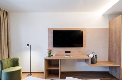 Doebriach Hotel | Dreibettzimmer - Familiengut Hotel Burgstaller