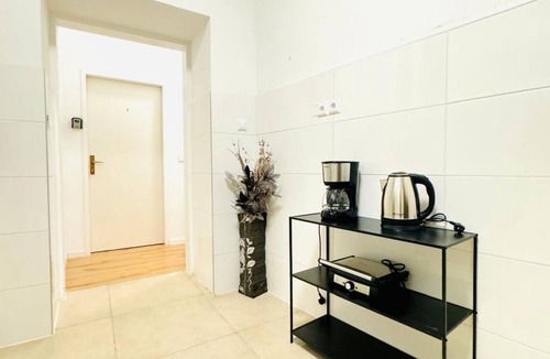 Rudolfsheim-Funfhaus Apartment | Elegant 4BR Apt, Prime Location Near Westbahnhof