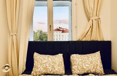 Rudolfsheim-Funfhaus Apartment | Elegant 4BR Apt, Prime Location Near Westbahnhof