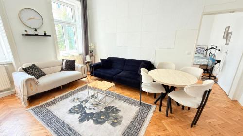 Rudolfsheim-Funfhaus Apartment | Elegant apartment I MZ17B