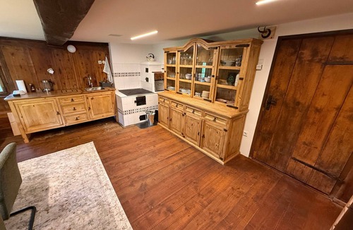 Sankt Marein bei Knittelfeld Cabin | Esel Huam – Charming Alpine Cabin on Fressenberg