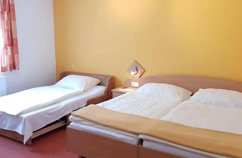 Sankt Kathrein am Hauenstein House | Family Rooms - LongStay - Inn - Roseggerhof Guesthouse