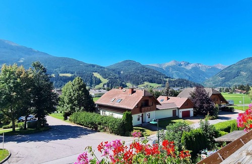 Sankt Michael im Lungau Apartment | Familienlodge Berger - Apartment Bergsee with Balcony and Wi-Fi