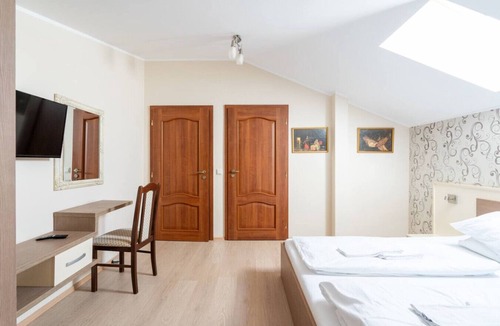 Haslau-Maria Ellend Apartment | FarawayHomes Aparthotel Vienna Airport #9