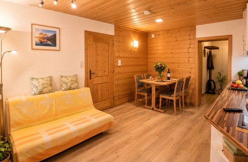 Itter Apartment | Ferienwohnung/app. für 6 Gäste mit 90m² in Itter
