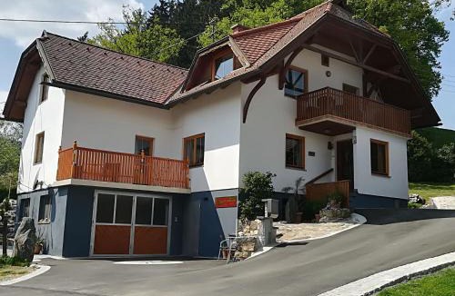 Sankt Andra Apartment | Ferienwohnung Klimbacher