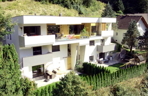 Elmberg Apartment | Flamind Holiday Apartments mit Garten und Grill