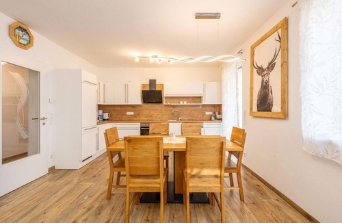 Aich Apartment | Franz Josef Apartment by myNests - Franz Josef Apartment