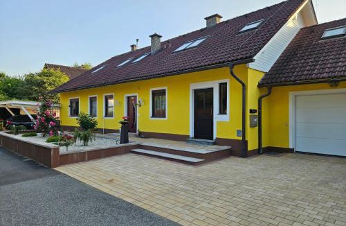 Weisskirchen in Steiermark Apartment | Galas Lodge - Nähe Red Bull Ring
