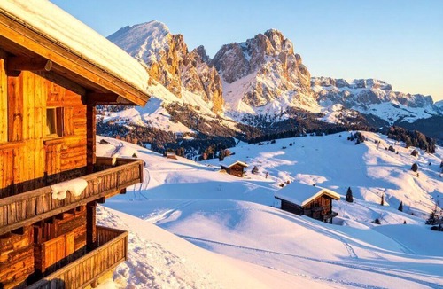 Lech am Arlberg Ski Chalet | Gorgeous 6-bedroom chalet in charming Lech