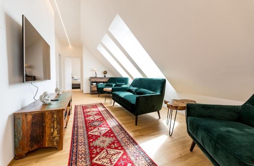 Graz City Centre Apartment | Große Dachgeschosswohnung im Herzen von Graz