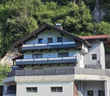 Brandberg Apartment | Haus Michael