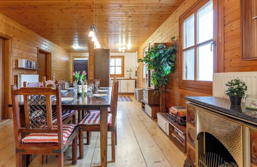 Liebenfels Apartment | Holiday apartment with terrace on an estate