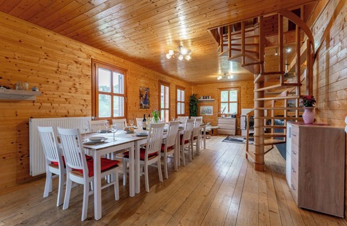 Liebenfels House | Holiday home on an estate with beautiful views