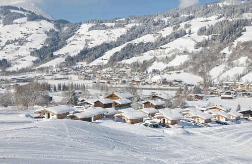 Brixen im Thale Ski Chalet | Holiday House with Mountain View
