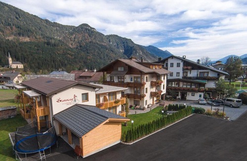 Weissbriach Hotel | Hotel Brunnwirt