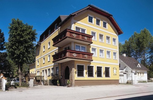 Voecklabruck Hotel | Hotel Lindner