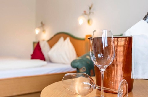 Maria Alm am Steinernen Meer House | Hotel Unser Unterberg - Double room with shower, WC