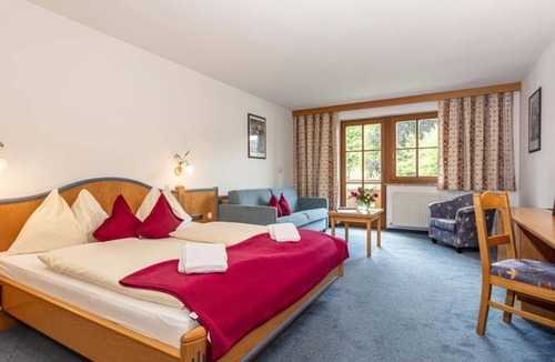 Maria Alm am Steinernen Meer House | Hotel Unser Unterberg - Double room with shower, WC