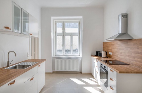 Josefstadt Apartment | Ideal Josefstadt 2BR w/Elevator, near Volksgarten + U2, by Blueground