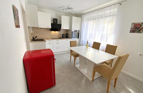 Sankt Polten Apartment | Jacky & Daniel's Apartments Top 1