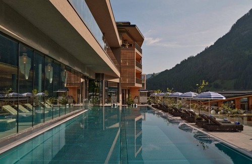 Grossarl House | Junior Suite Deluxe | from 5 nights - The Edelweiss Salzburg Mountain Resort
