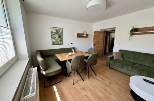 Sankt Polten Apartment | Komfortables Innenstadt-Apartment WOLF - Zentrumlage
