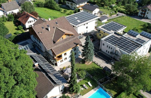 Pesenthein Apartment | Komfortzimmer MIT Balkon - Familienhotel Steindl