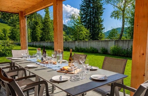 Afritz am See Ski Chalet | Lakeside chalet between mountains and ski slopes