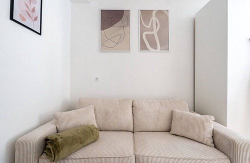 Kapfenberg Apartment | Large, Quiet Maisonette for 10 | 24/7 Check-in