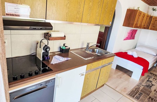 Augsdorf Apartment | Lovely apartment for 3 people with WIFI, TV, patio and pets allowed