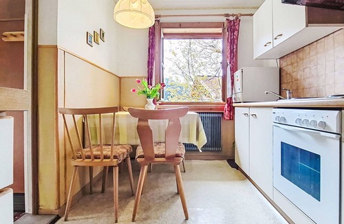 Niedernsill Apartment | Lovely apartment for 4 guests with WIFI, TV and balcony