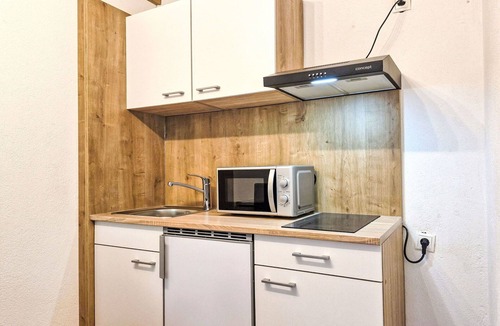 Huben Apartment | Lovely apartment for 4 people with WIFI, TV, patio and pets allowed