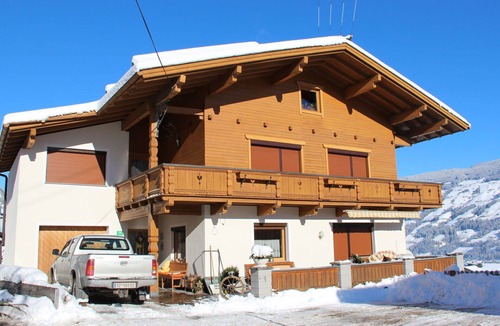 Fuegenberg Apartment | Lovely apartment for 4 people with WIFI, TV, terrace and panoramic view