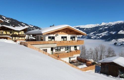 Hippach-Schwendberg Apartment | Lovely apartment for 5 guests with WIFI, TV and terrace