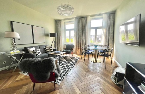 Rudolfsheim-Funfhaus Apartment | Luxury Stay Vienna