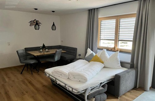 Schlitters Apartment | MAVI Apartment ZILLERTAL - nähe Badesee Schlitterer See, Radweg, Achensee, Inntal, Innsbruck & aller BERGBAHNEN im ZILLERTAL